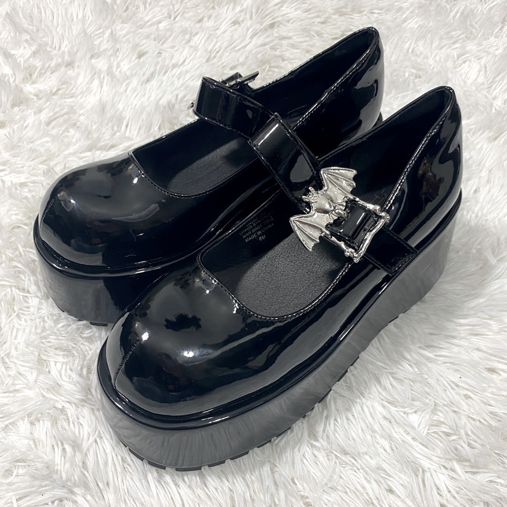 DOLLS KILL x THE GRAVE GIRLS Patent Platform Mary Janes Shoes Bat Buckle Black 6